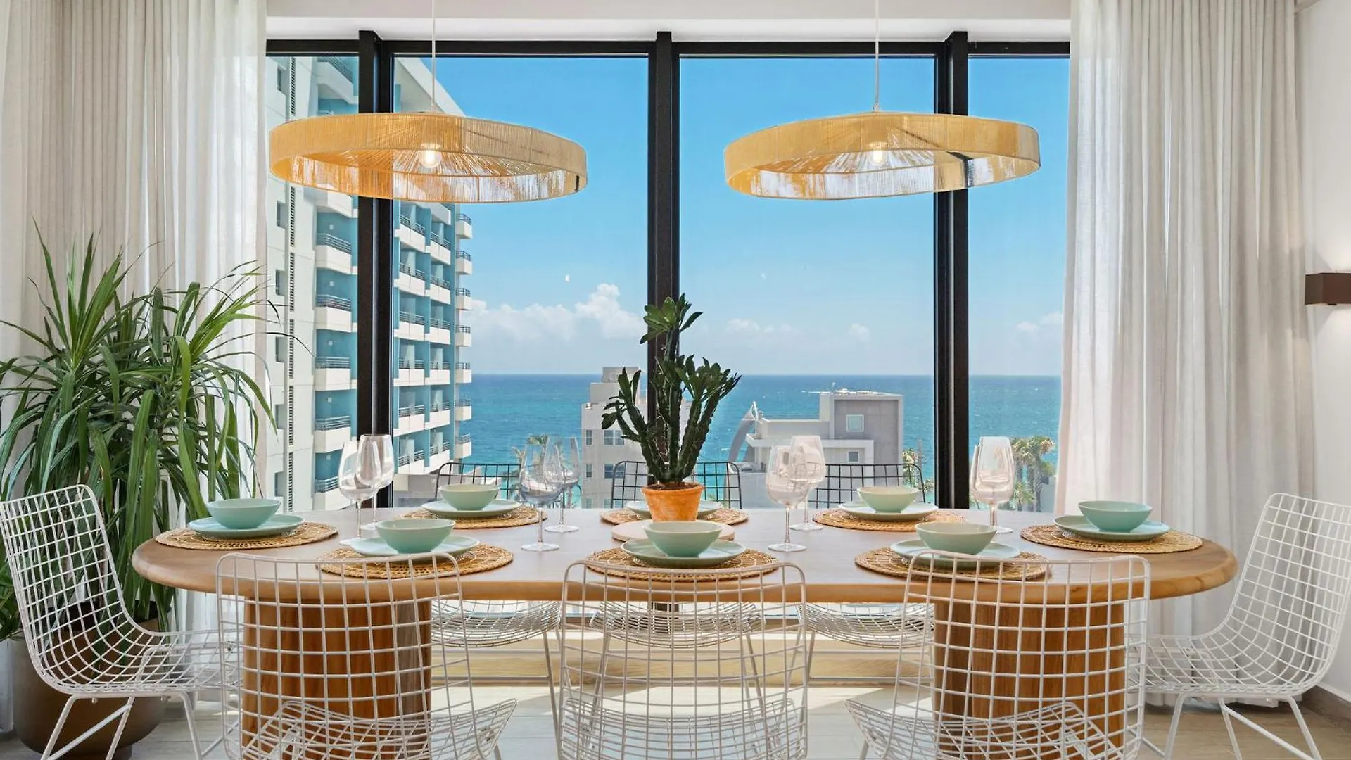 Apartahotel Hibird- Apartment And Suites Hotel San Juan