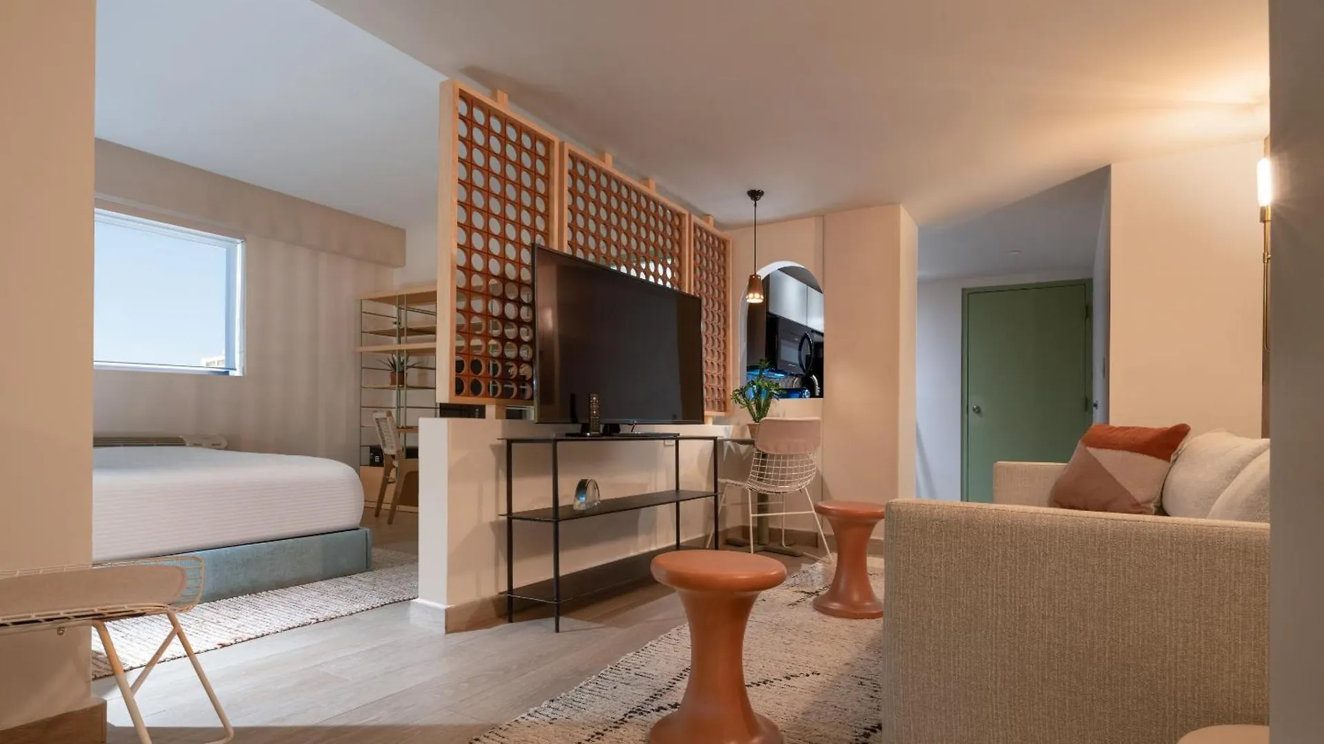 Apartahotel Hibird- Apartment And Suites Hotel San Juan